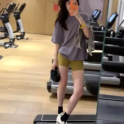 阎雅巧
